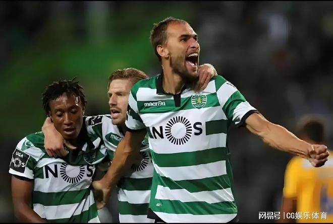 九游app平台-离谱！达拉斯独行侠止住颓势备战国王杯克里夫兰骑士内部沟通备战欧冠，本菲卡关键时刻内部沟通的简单介绍