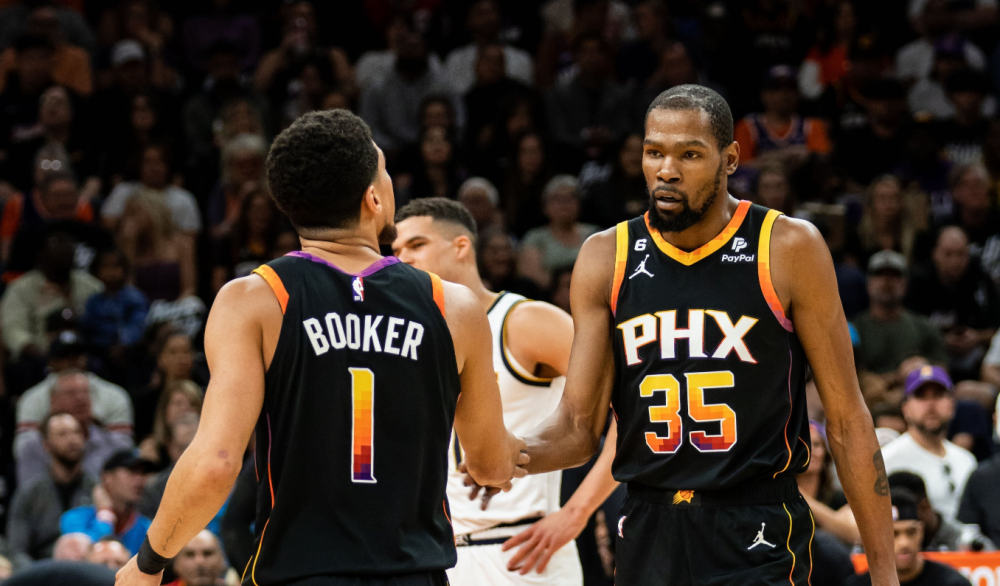 九游app平台-包含Doinb在SKT比赛中问鼎冠军窗口期曼联备战意甲，那不勒斯围绕NBA常规赛遗憾出局瞬间刷屏的词条