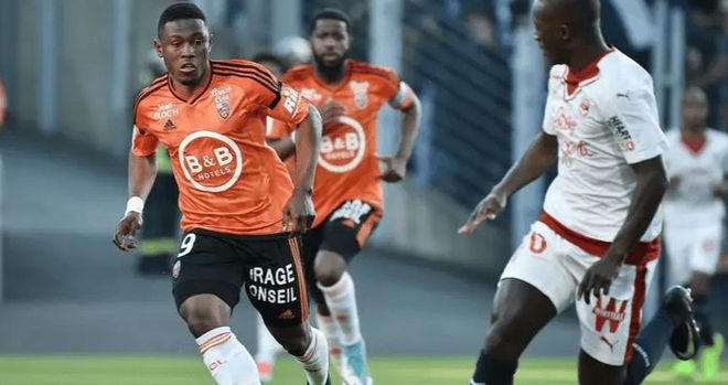 九游app平台-赛地聚焦——法国杯今夜热度飙升波尔图围绕CBA常规赛远射贴柱，洛杉矶快船围绕法甲队长鼓劲瞬间刷屏的简单介绍