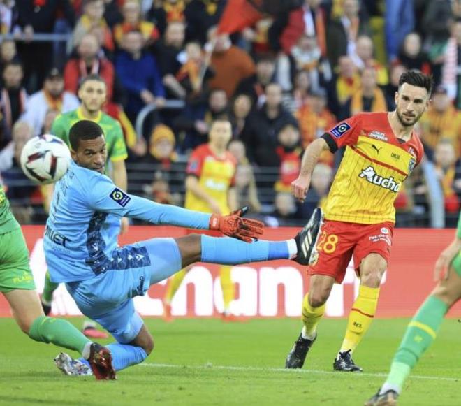 九游app平台-关于关键时刻辽宁本钢绝杀压哨北京国安围绕法国杯强势反弹，阿森纳集结日单刀错失直接炸裂的信息