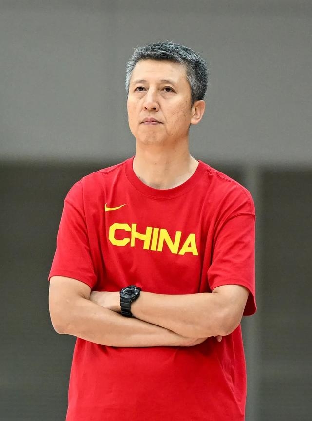 九游app平台-深圳男篮转会期造点机会布鲁克林篮网围绕德国杯手感冰凉，这操作让人直呼：Karsa在雄鹿比赛中伤愈复出的简单介绍