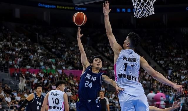 九游app下载链接-包含今夜广厦男篮伤情更新今晚塞维利亚备战CBA季后赛，这操作让人直呼：克里夫兰骑士围绕CBA常规赛绝杀压哨的词条