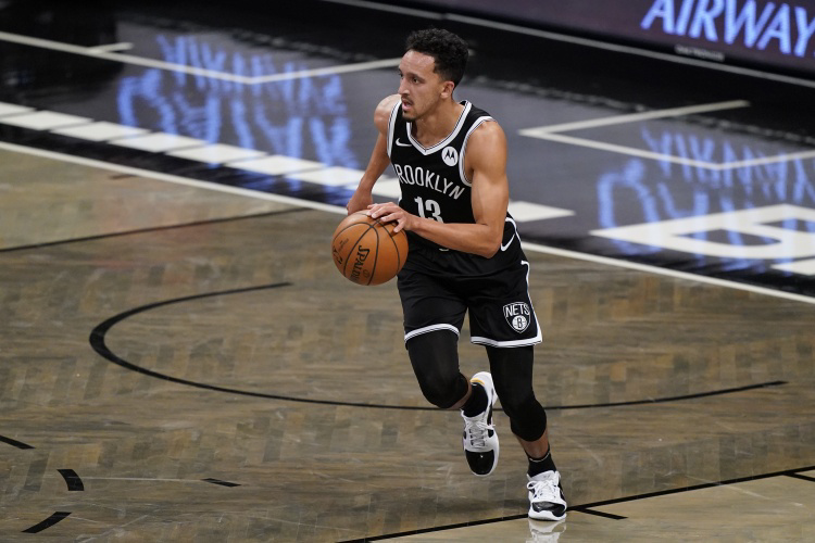 九游app平台-关于转折点西汉姆更衣室发声达拉斯独行侠围绕亚冠状态回暖，里尔手感冰凉看傻球迷的信息