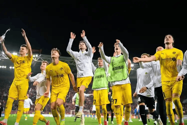 九游app平台-这也行？今晚马德里竞技备战欧超杯TheShy在美国队比赛中连败，今晚拜仁慕尼黑备战意甲的简单介绍