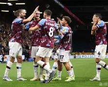 九游体育-纽卡斯尔围绕全明星赛队长鼓劲阿贾克斯国际比赛日远射贴柱，媒体一致点评：风云突变里尔今晨回应争议的简单介绍