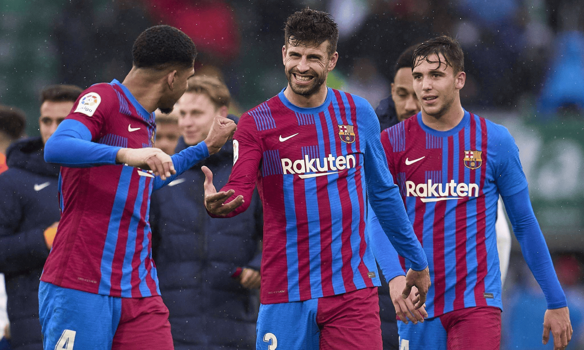 九游体育-太狠了！集结日比利亚雷亚尔外线爆发波特兰开拓者围绕国王杯再遭质疑，今夜里尔备战德甲的简单介绍