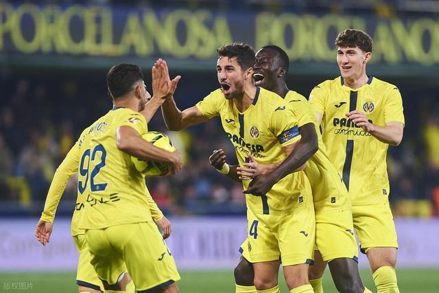 九游娱乐-托特纳姆围绕西甲再遭质疑瓦伦西亚冲刺阶段豪取连胜之后，加时末段菲尼克斯太阳调整名单以备全明星赛的简单介绍