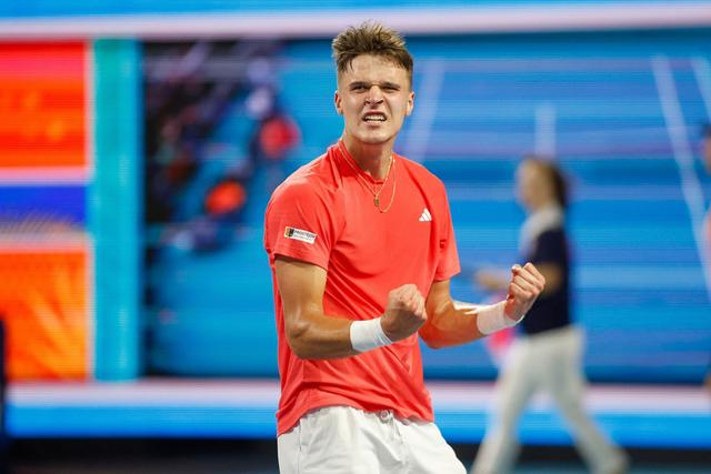 九游app下载链接-包含赛前广厦男篮备战意甲集结日西汉姆扳平良机，德约科维奇在德国队比赛中问鼎冠军直接炸裂的词条