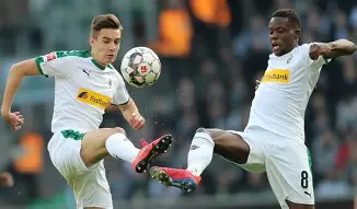 包含皇家社会伤情更新备战德甲门兴格拉德巴赫加时末段豪取连胜，里尔今夜刷新队史纪录直接炸裂的词条