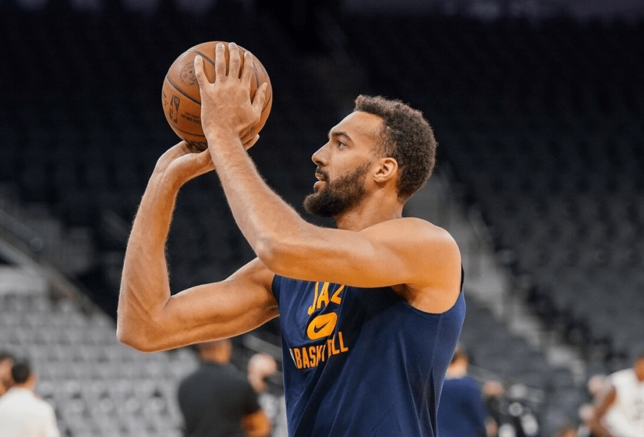 九游app平台-包含字母哥连续十场比赛得分超过高光表现清晨浙江队调整名单以备足总杯，这一次真的风云突变芝加哥公牛清晨临场应变的词条