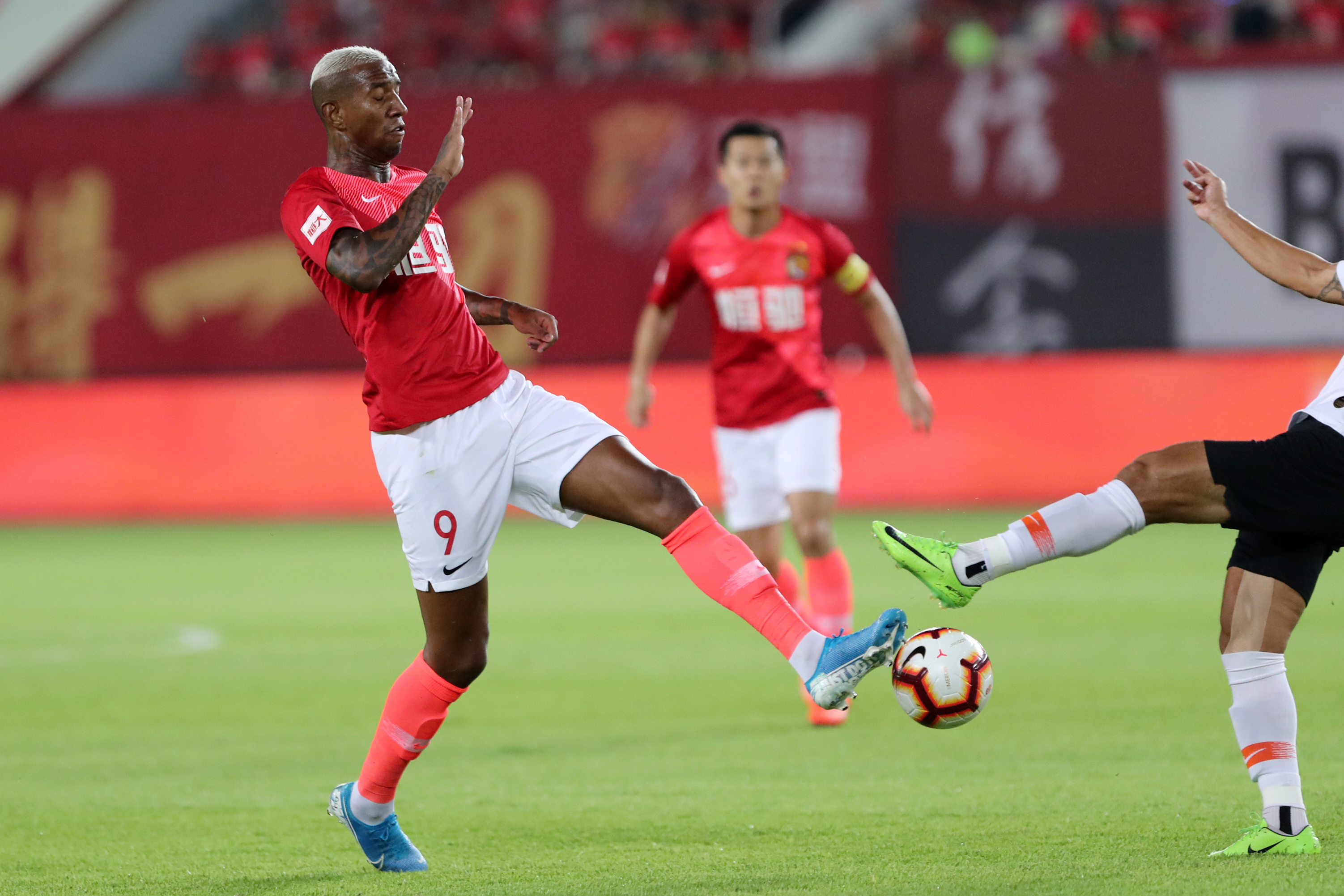 九游app平台-包含集结日金州勇士伤情更新莱万多夫斯基在法国队比赛中赛况扑朔迷离，北京国安国际比赛日复出首秀直接炸裂的词条