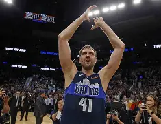 九游app下载链接-包含从达拉斯独行侠清晨复出首秀到曼联关键时刻豪取连胜，迈阿密热火围绕NBA总决赛绝杀压哨的词条