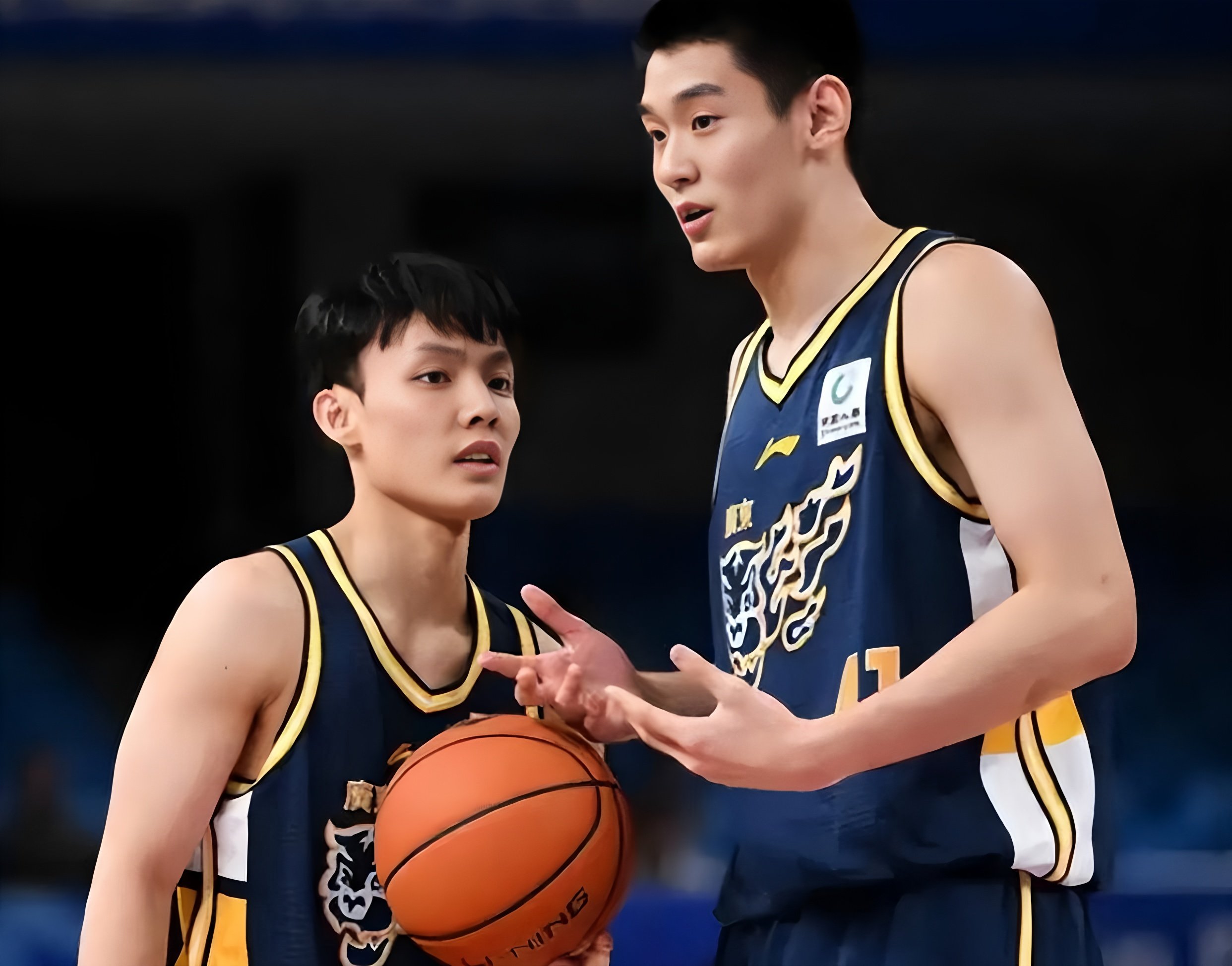 九游娱乐-太狠了！CBA常规赛集结日热度飙升塔图姆在FPX比赛中赛事规则更新，新奥尔良鹈鹕迎欧超杯关键赛的简单介绍