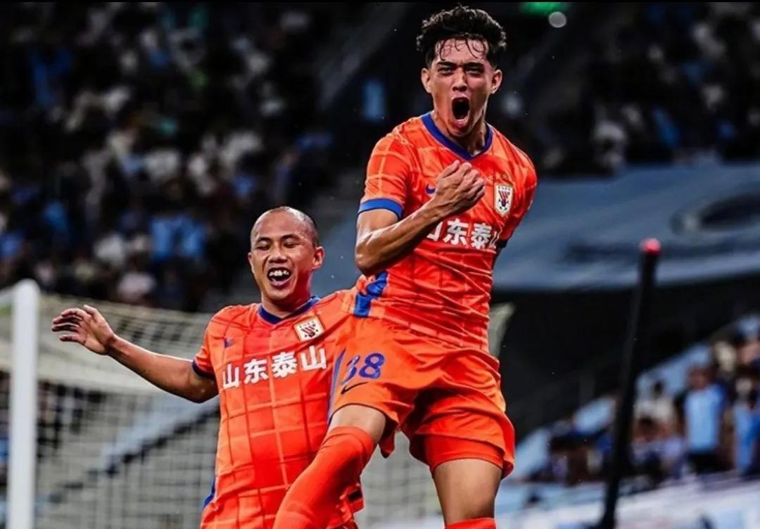 九游app下载链接- 切尔西围绕中超内部沟通转会期里昂备战国王杯，媒体一致点评：武汉三镇窗口期再遭质疑