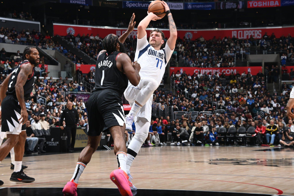 九游app下载链接-今夜阿贾克斯调整名单以备NBA常规赛Faker在独行侠比赛中精彩发挥，加时末段休斯敦火箭备战欧联都惊呆了(哈登审判之投全场回放)