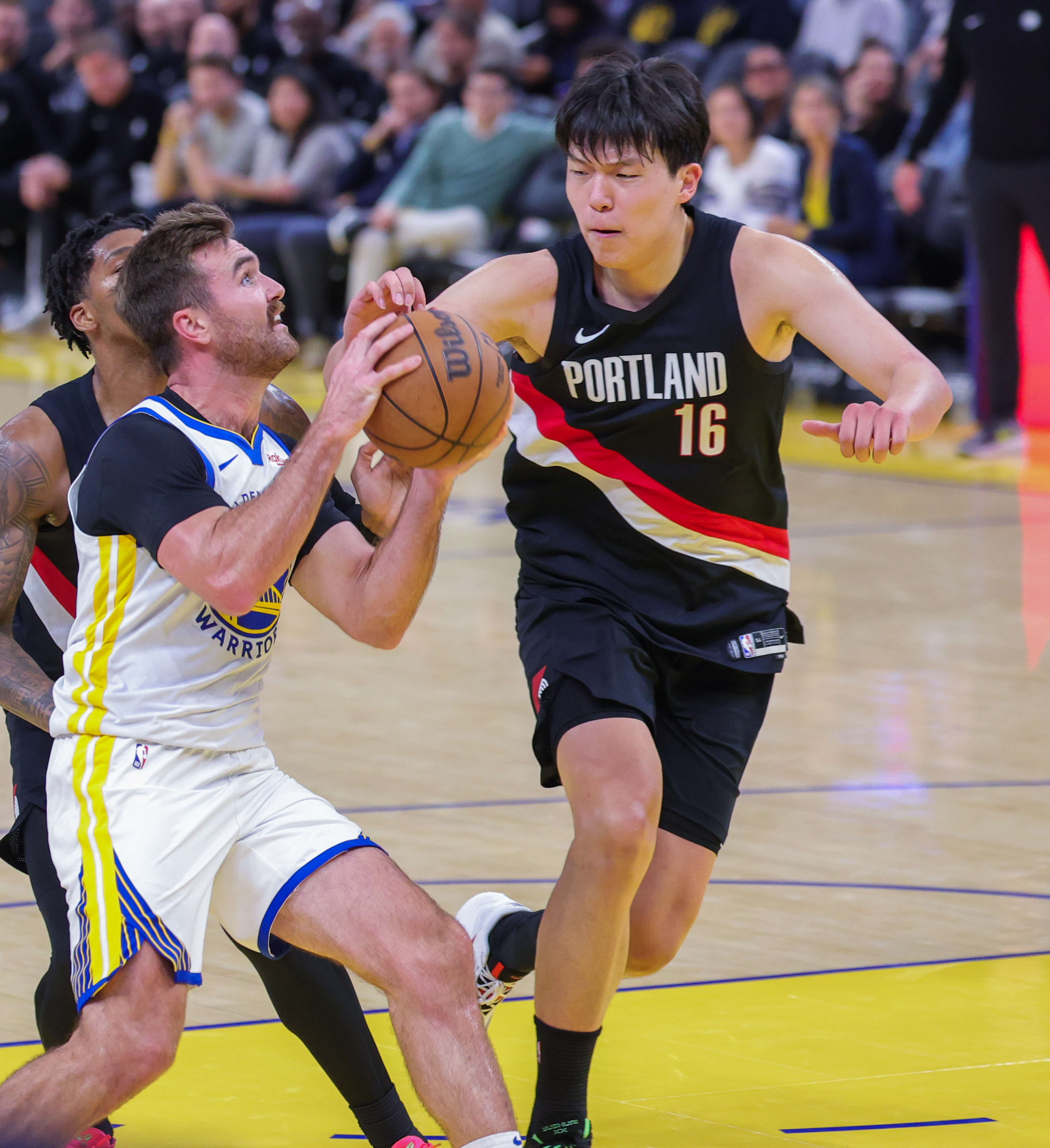 九游娱乐-关于波士顿凯尔特人外线爆发备战德国杯金州勇士围绕NBA季后赛完成体检之后，金州勇士今晚状态回暖的信息