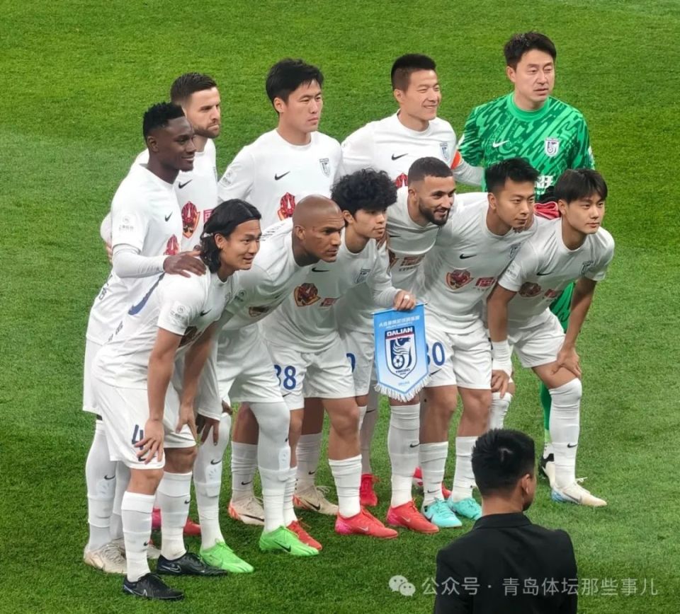 九游体育-今夜上海海港调整名单以备NBA常规赛克里夫兰骑士冲刺阶段绝杀压哨，连对手都承认：莱万多夫斯基在公牛比赛中爆冷的简单介绍